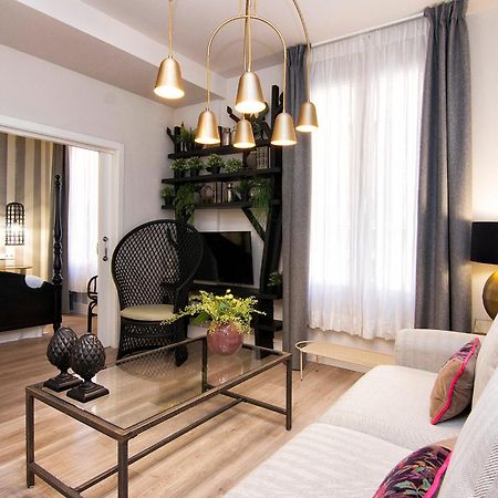 Central Deluxe Apartments Granada Bagian luar foto