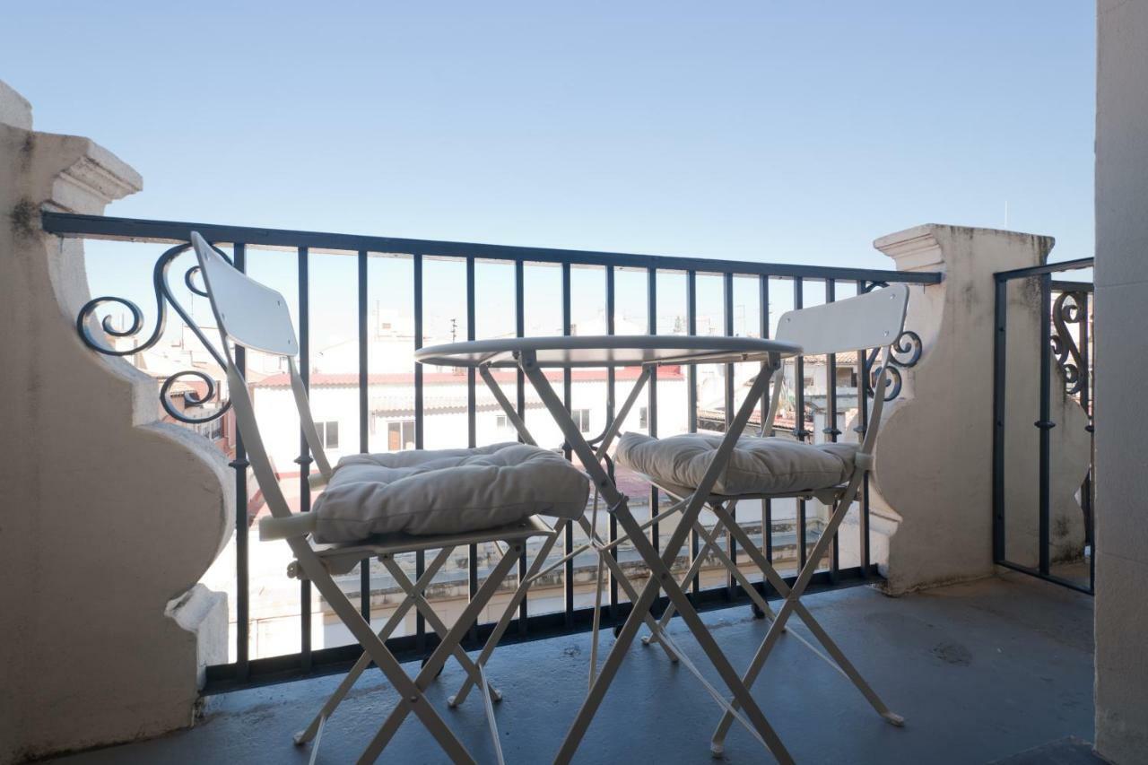 Central Deluxe Apartments Granada Bagian luar foto