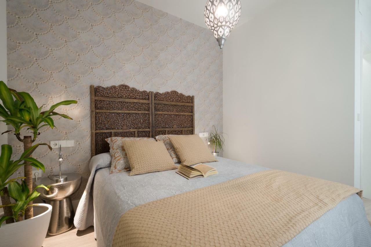 Central Deluxe Apartments Granada Bagian luar foto