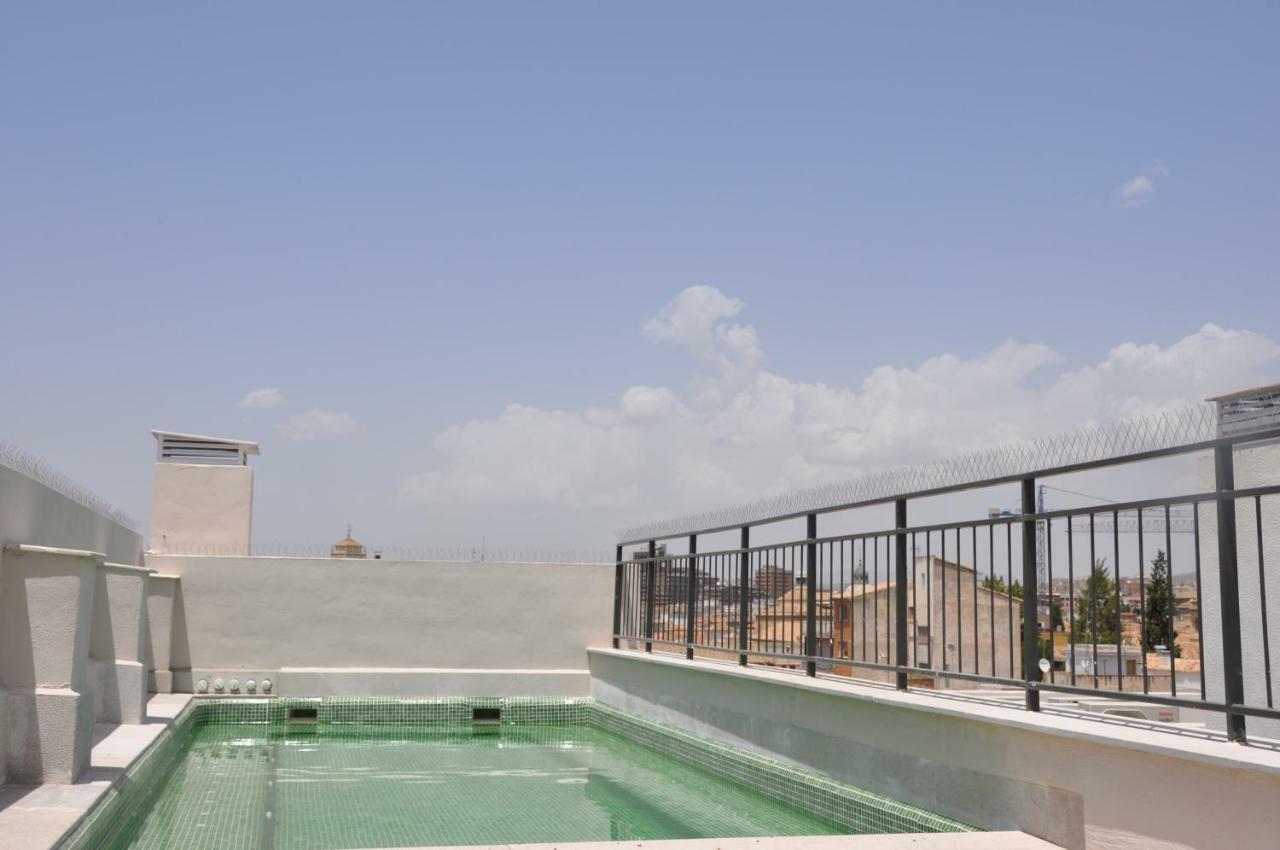 Central Deluxe Apartments Granada Bagian luar foto